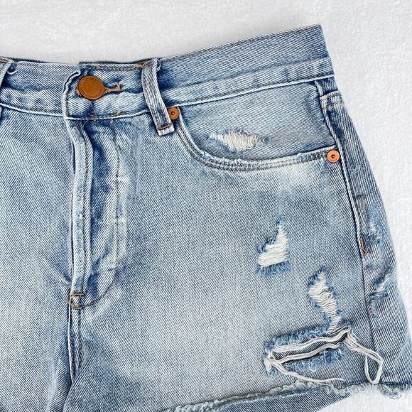 Blanknyc Light Wash Distressed Denim Shorts High Rise 2" Inseam Cotton Womens 28 - Picture 10 of 10
